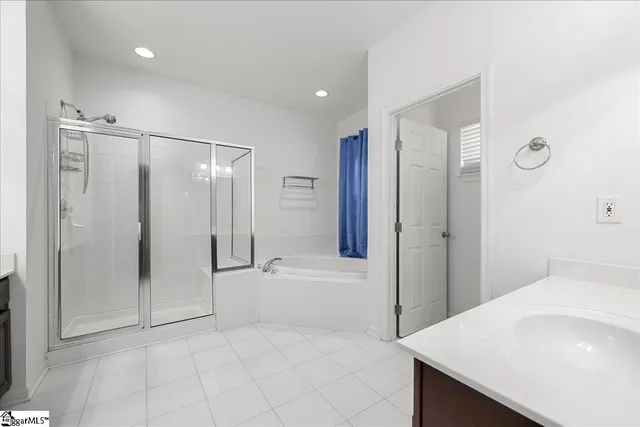 $510,000 | 200 Stonebury Drive, Simpsonville, SC 29680