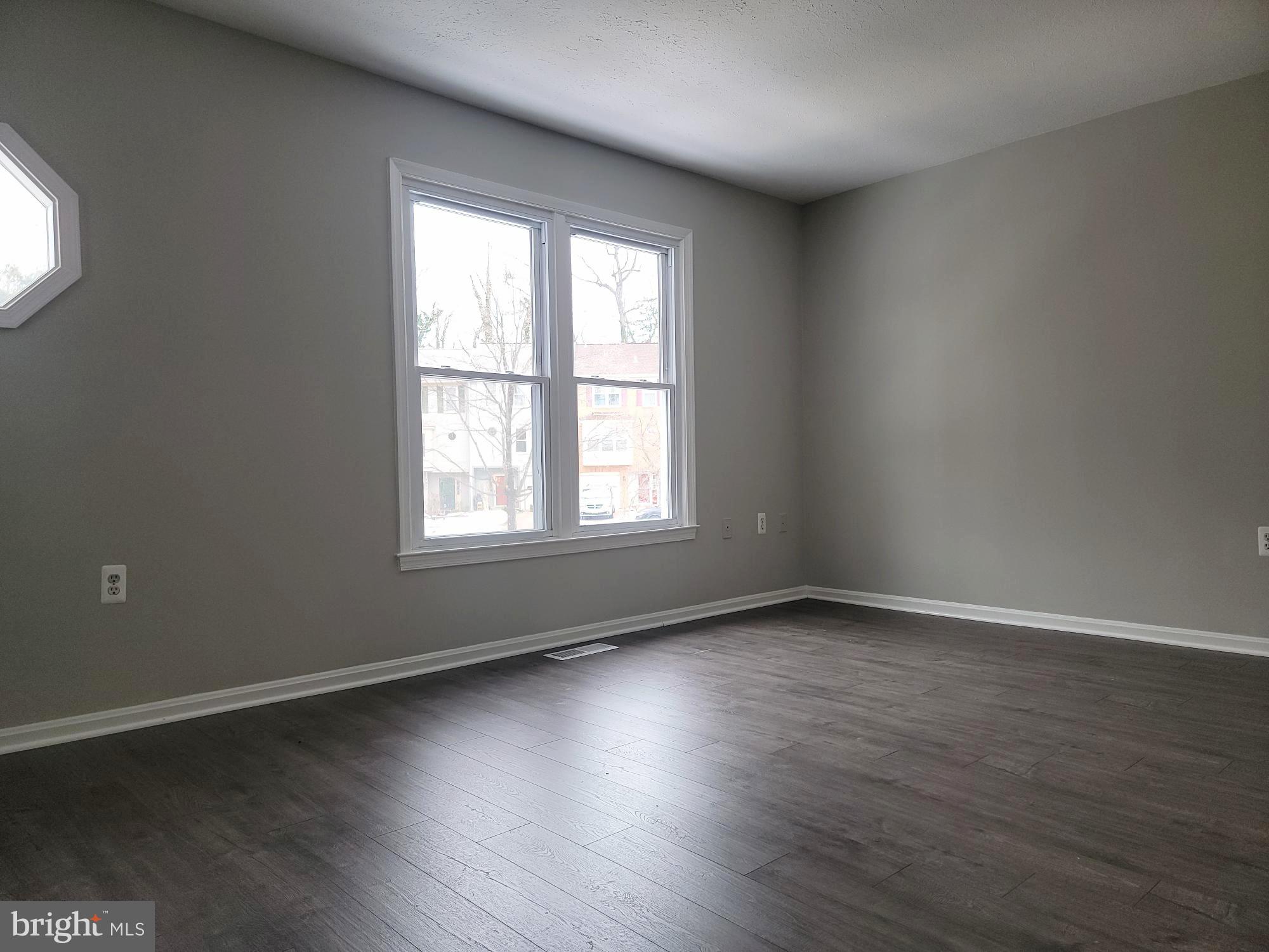 7370 Stream Way Springfield, VA 22152 - Photo 15 of 24