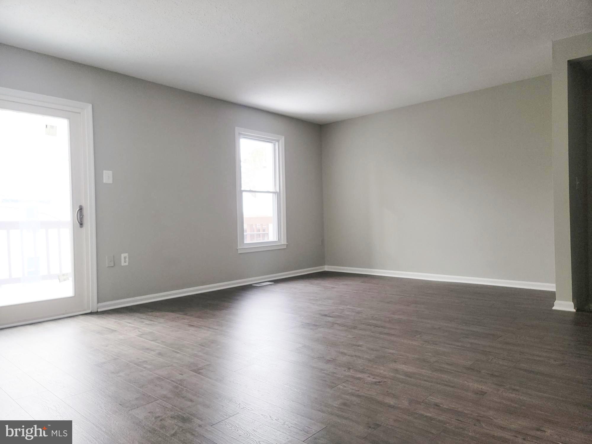 7370 Stream Way Springfield, VA 22152 - Photo 5 of 24