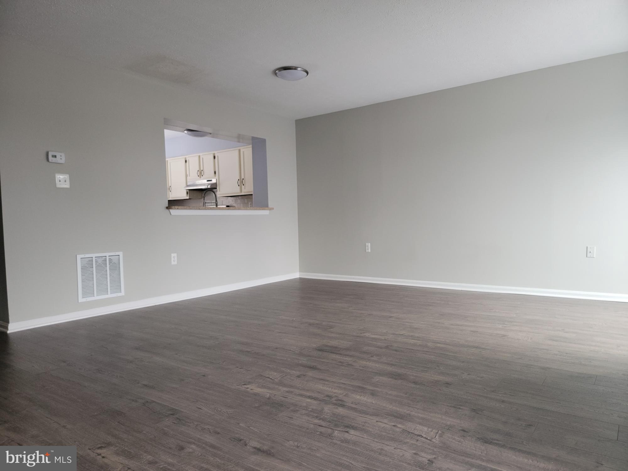 7370 Stream Way Springfield, VA 22152 - Photo 6 of 24