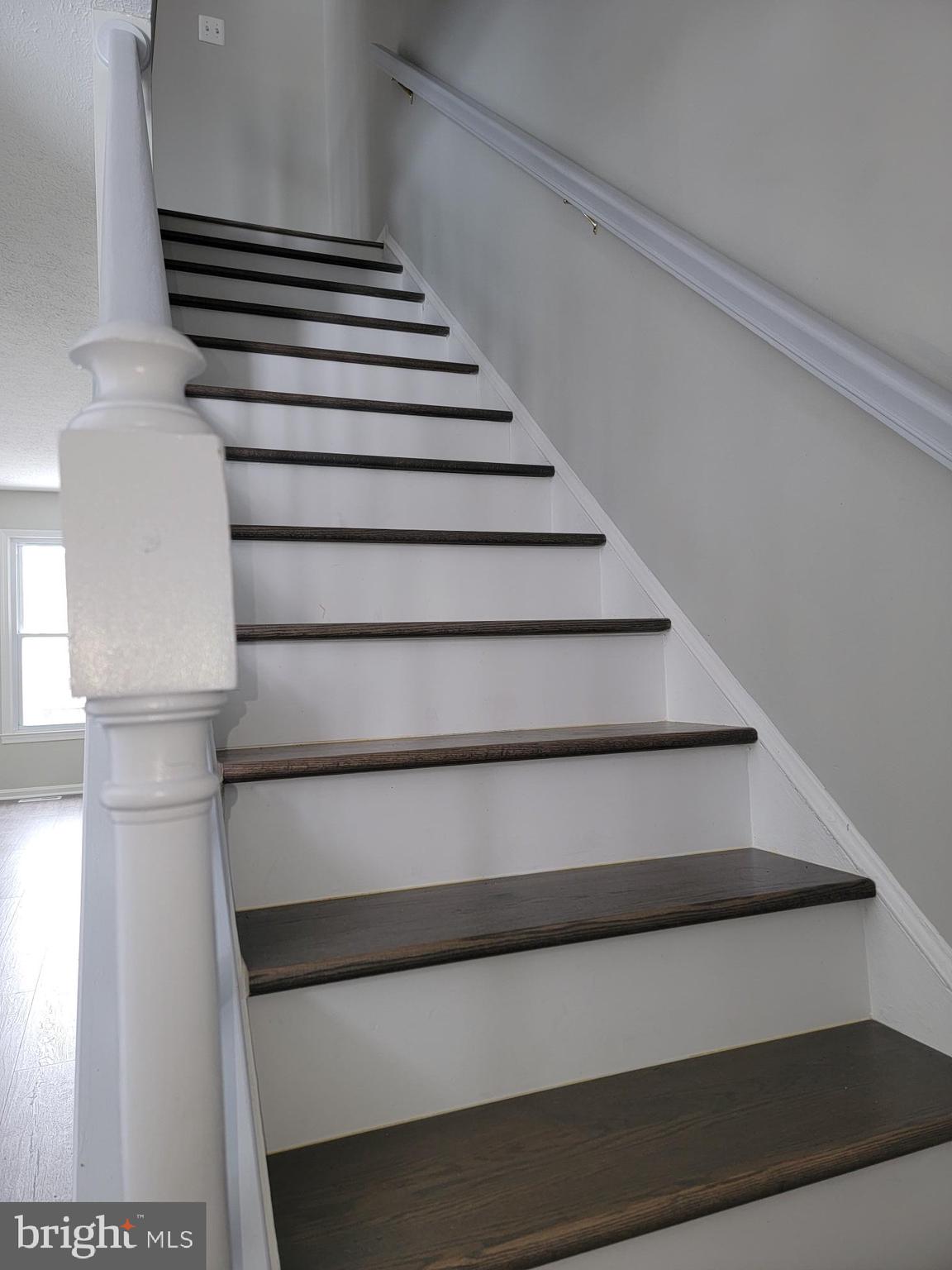 7370 Stream Way Springfield, VA 22152 - Photo 9 of 24