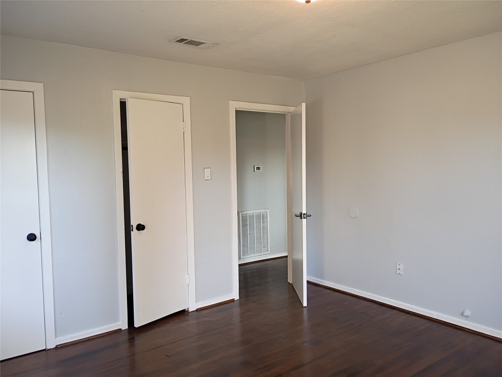 811 Loper Street Houston, TX 77017 - Photo 12 of 35 Pic 12
2nd Bed