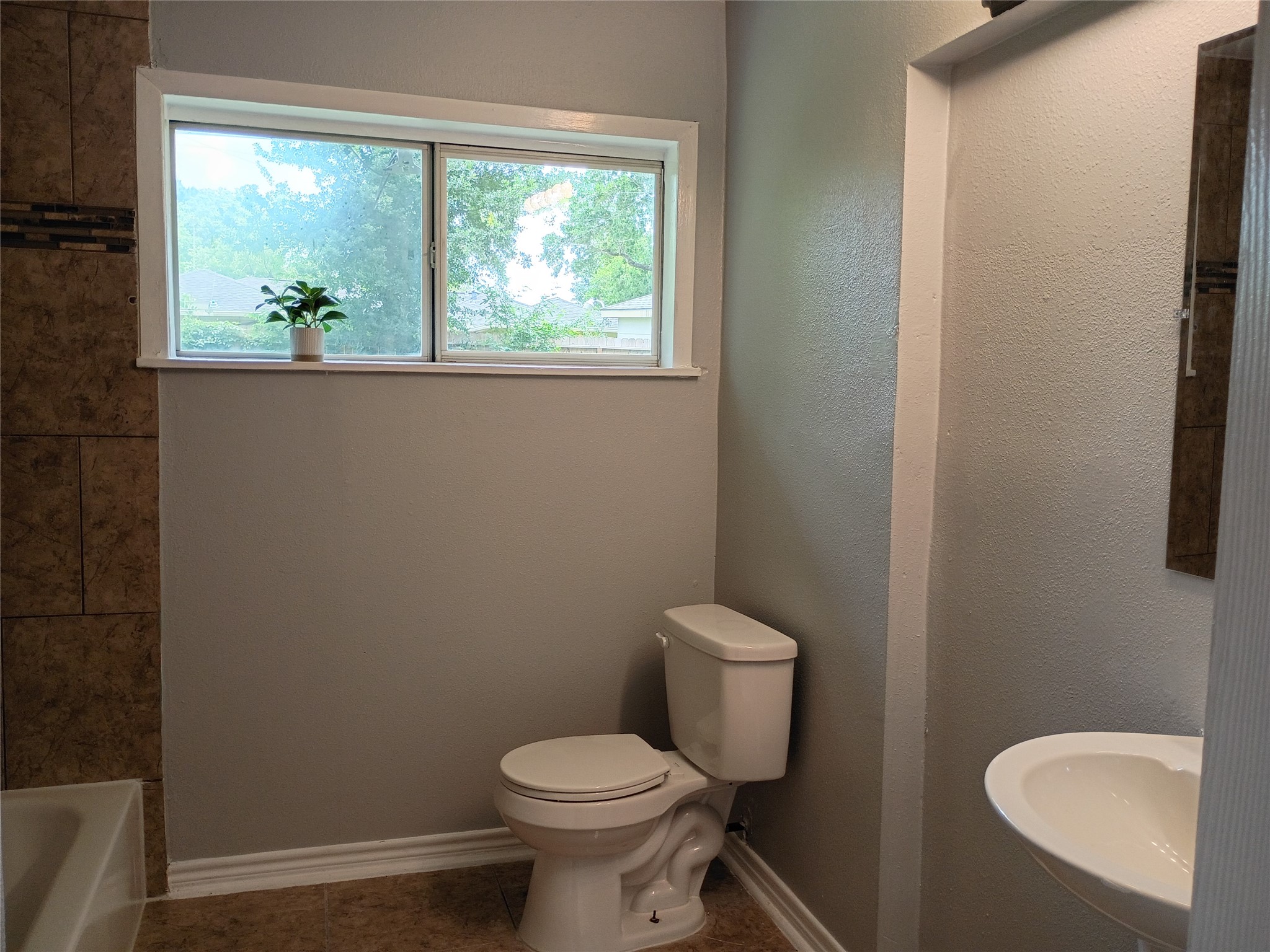 811 Loper Street Houston, TX 77017 - Photo 15 of 35 Pic 15