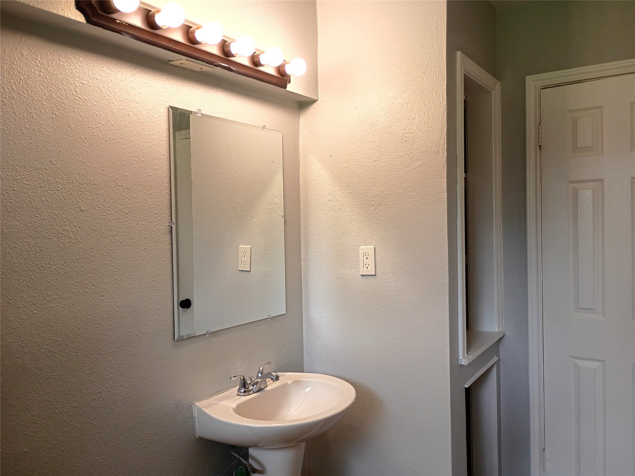 811 Loper Street Houston, TX 77017 - Photo 16 of 35 Pic 16