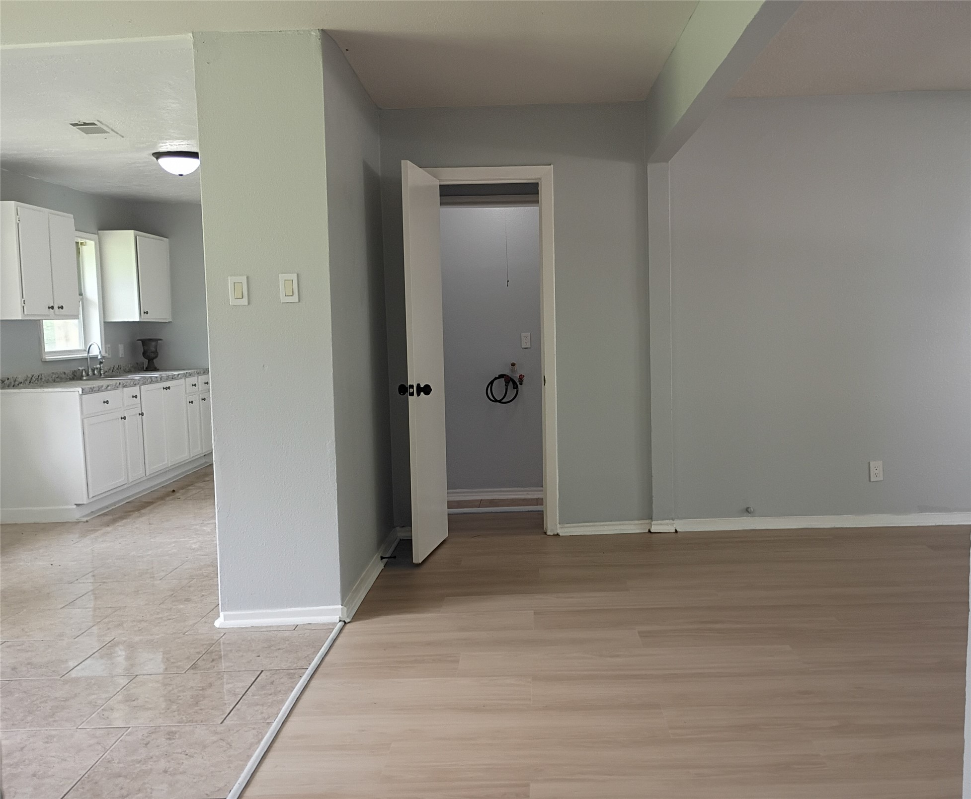 811 Loper Street Houston, TX 77017 - Photo 3 of 35 Pic 3 New Floor in livingroom