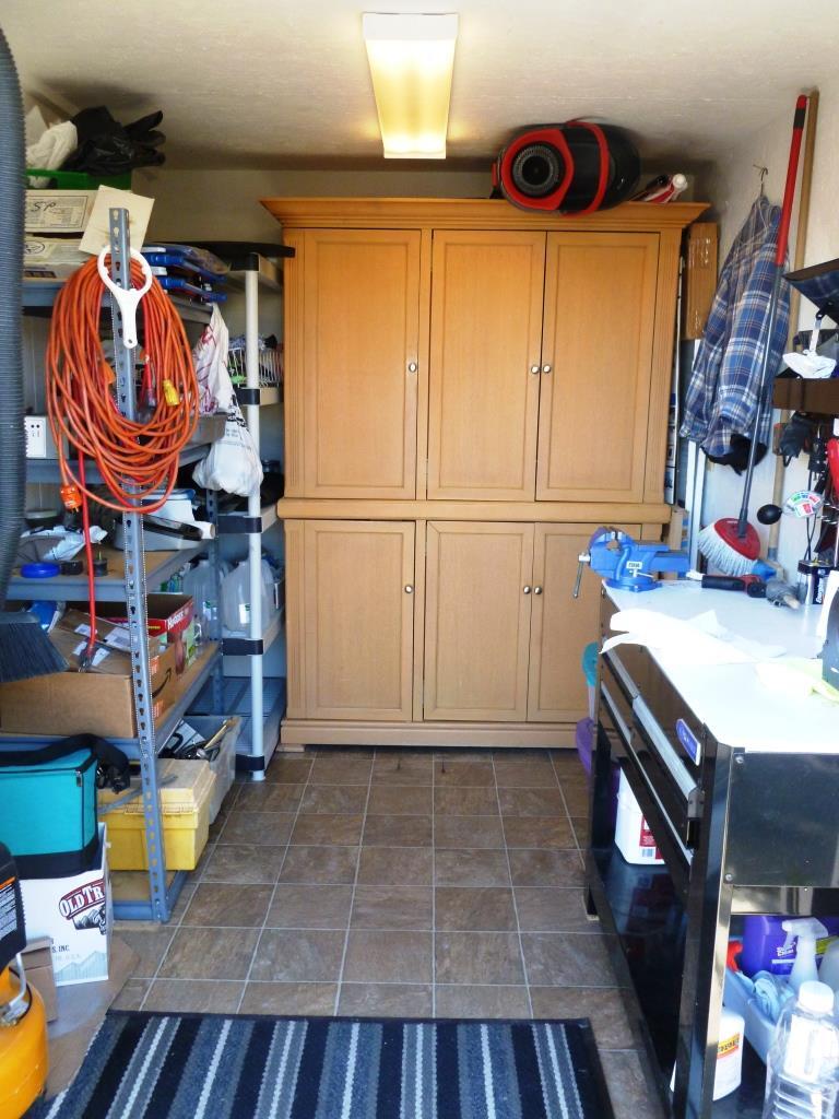 84136 Ave 44, Unit 58 Indio, CA 92203 - Photo 54 of 61 a utility room with dryer and washer