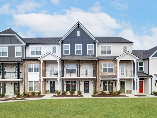$450,120 | 606 Granbury Private Drive, Hendersonville, TN 37075