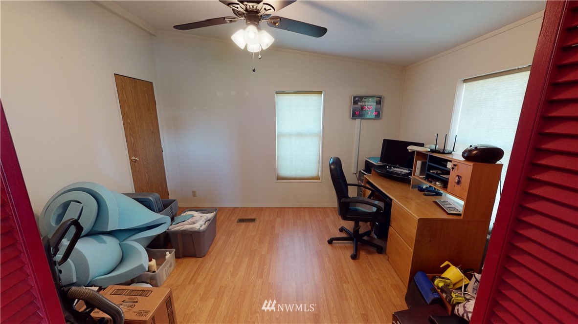 8570 Neppel Road Northeast Moses Lake, WA 98837 - Photo 19 of 28 Gallery Image 19