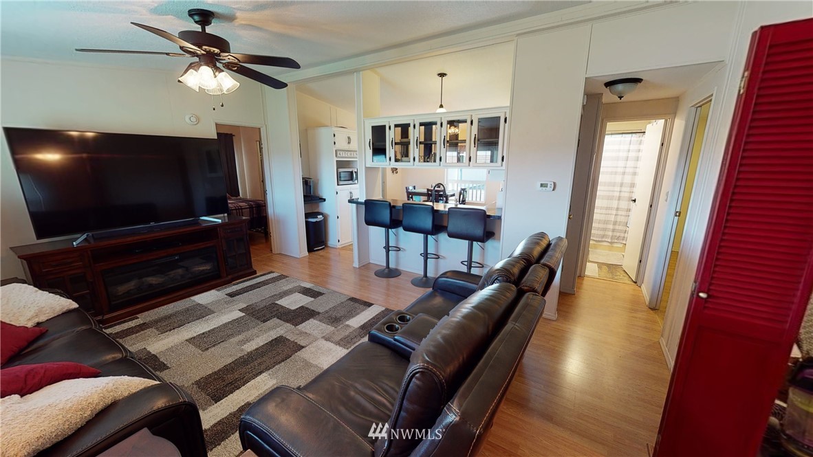 8570 Neppel Road Northeast Moses Lake, WA 98837 - Photo 9 of 28 Gallery Image 9