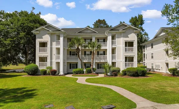 $171,900 | 533 White River Drive, Unit 18D, Myrtle Beach, SC 29579