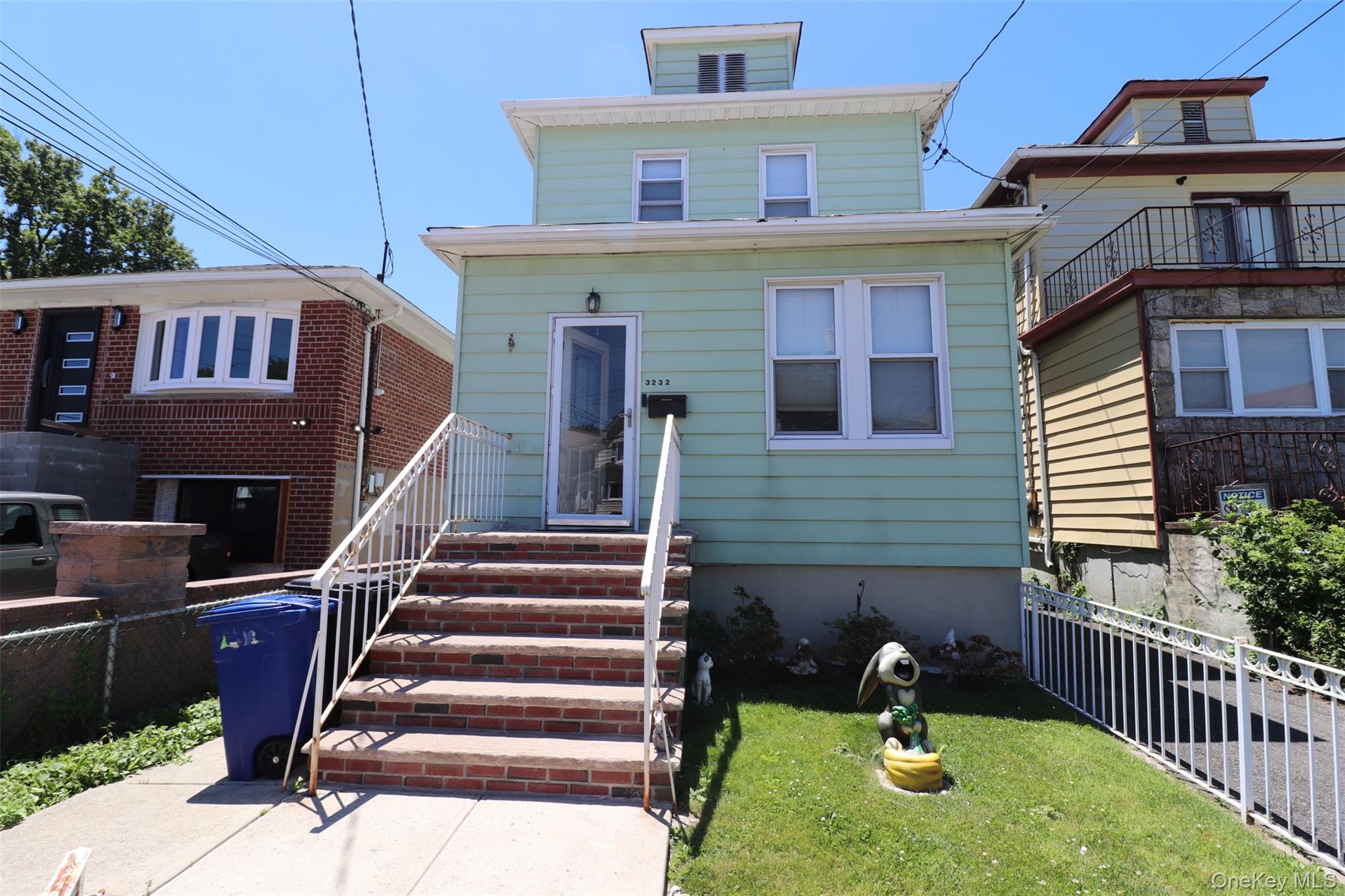 3232 Country Club Road Bronx, NY 10465 - Photo 4 of 4