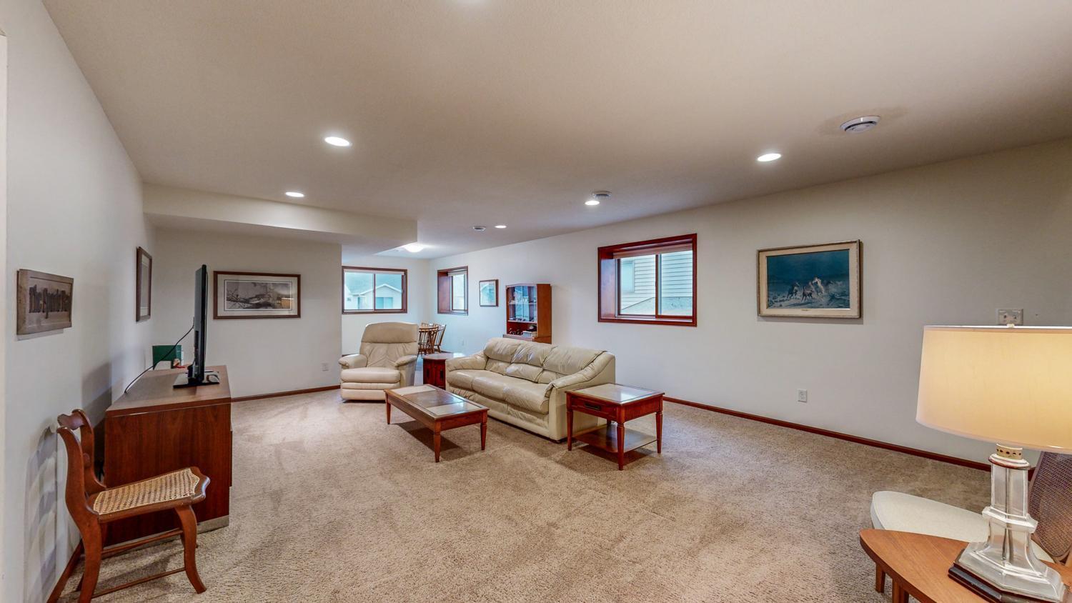 831 Southern Pine Lane Southwest Rochester, MN 55902 - Photo 25 of 42
