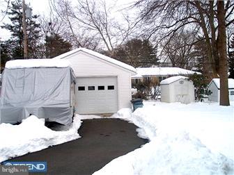 1139 Cumberland Road Abington, PA 19001 - Photo 7 of 12 Exterior Back