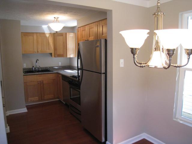 436 South James Road Columbus, OH 43213 - Photo 4 of 16