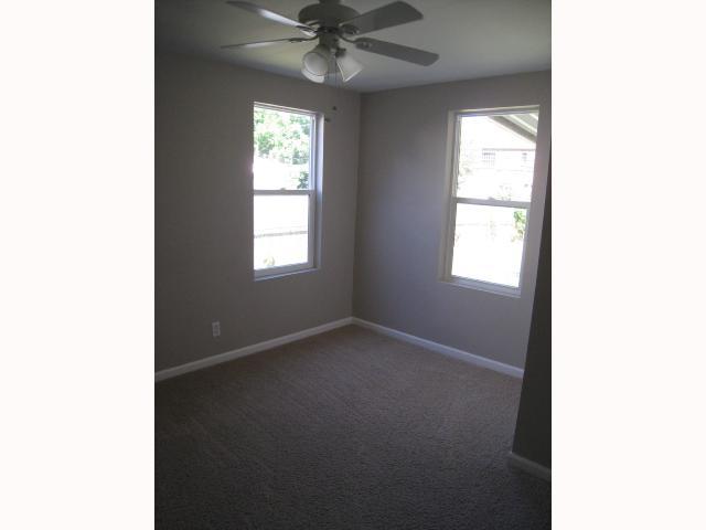 436 South James Road Columbus, OH 43213 - Photo 7 of 16