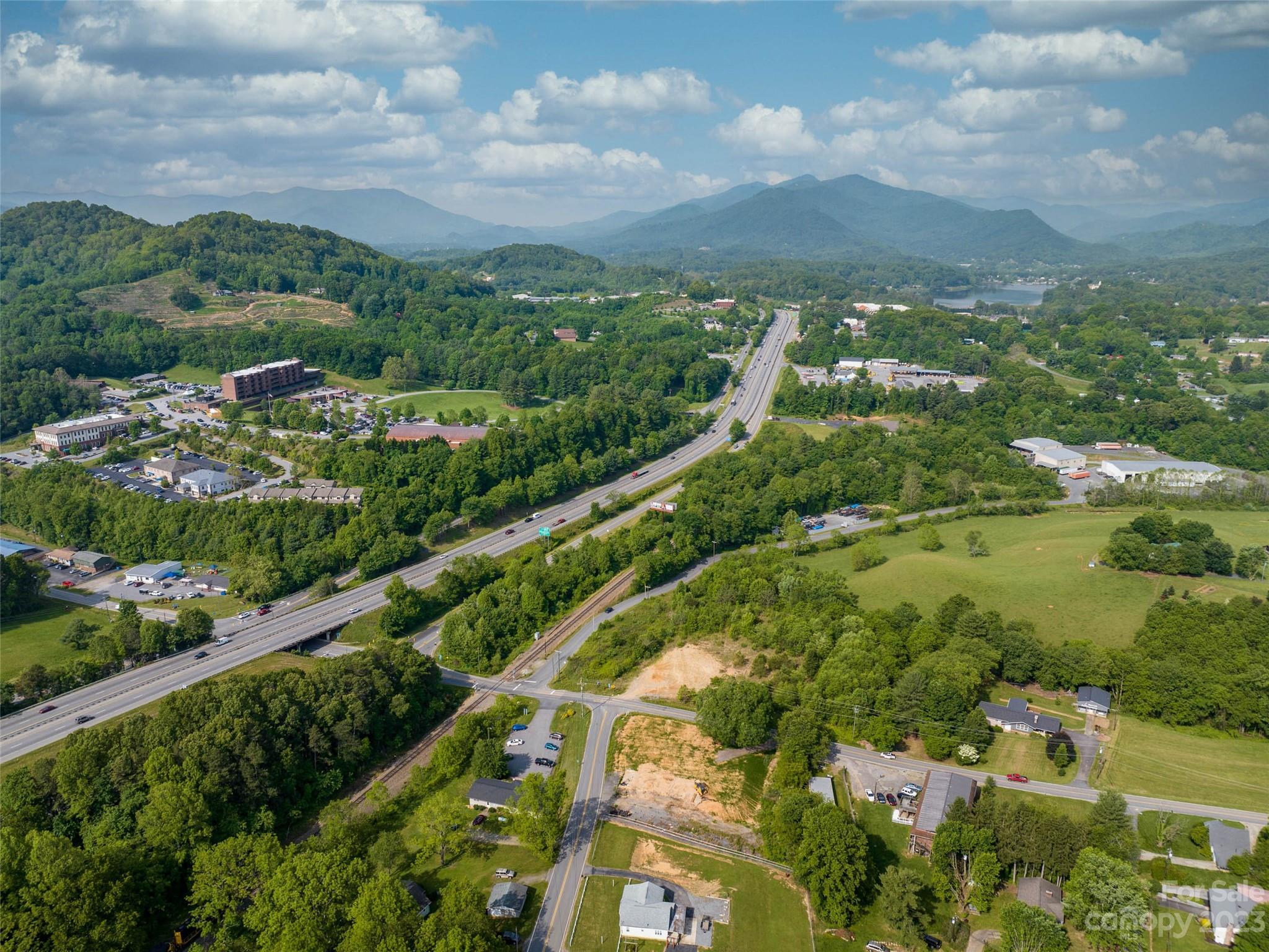 35 Lee Road Clyde, NC 28721 - Photo 4 of 15 a view of a city