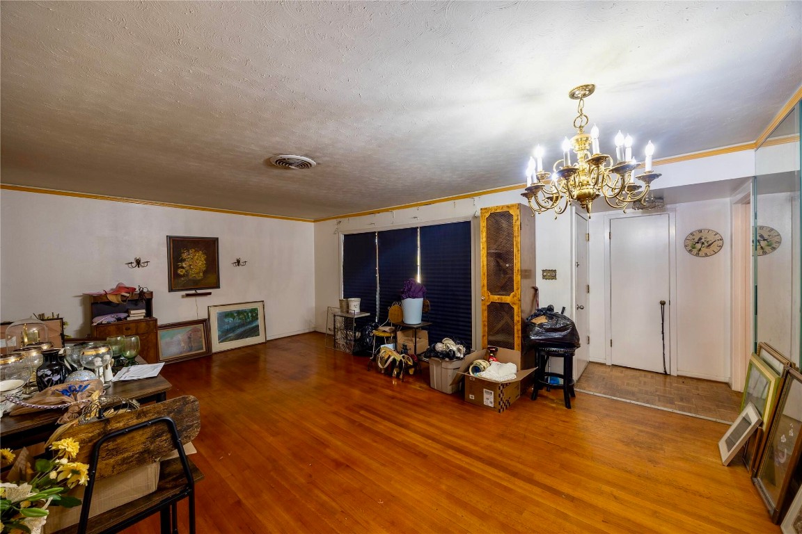 7718 Dillon Street Houston, TX 77061 - Photo 2 of 25