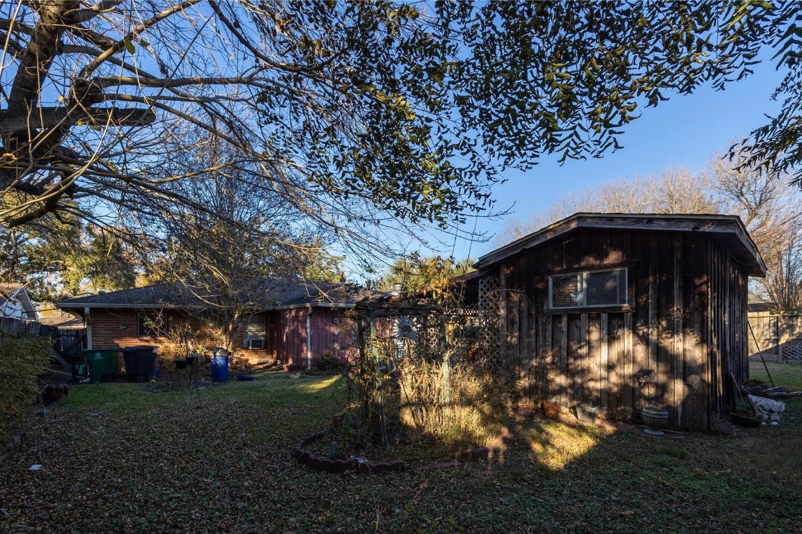 7718 Dillon Street Houston, TX 77061 - Photo 23 of 25