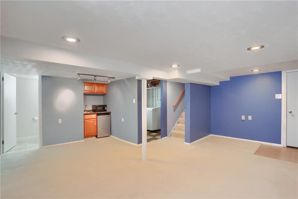 41 Perry Lane Pittsburgh, PA 15229 - Photo 19 of 37 Gallery Image 19