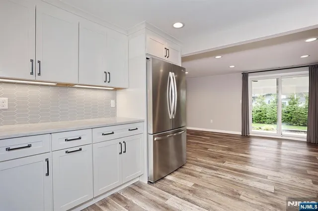 $999,900 | 129 Sanford Avenue, Emerson, NJ 07630