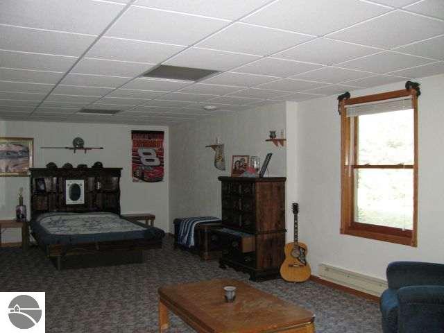 8785 West County Line Road Buckley, MI 49620 - Photo 3 of 7 1718670-2.JPG