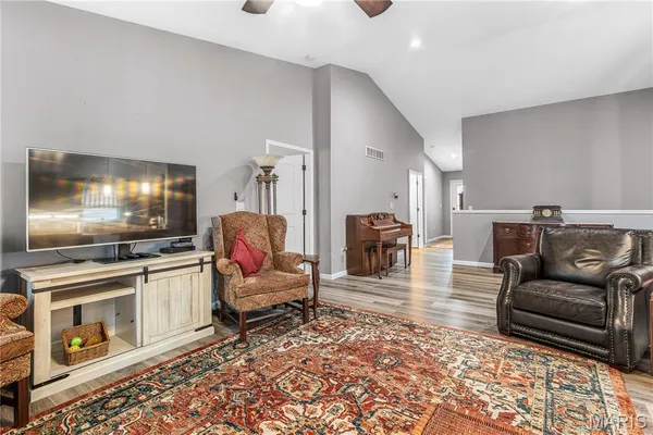 $274,999 | 1592 Hickory Landing, De Soto, MO 63020