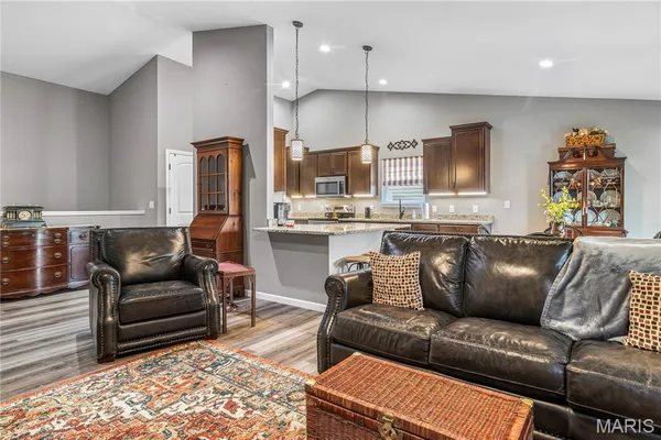 $274,999 | 1592 Hickory Landing, De Soto, MO 63020