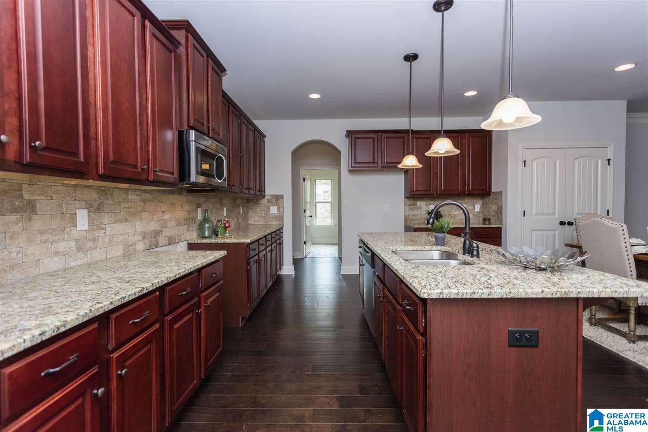 5547 Bridle Way Bessemer, AL 35022 - Photo 15 of 47