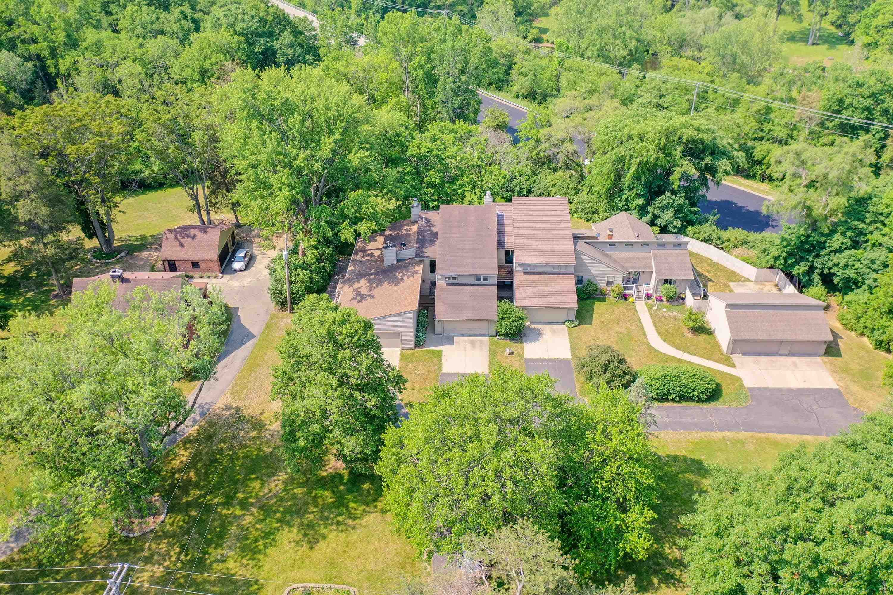 6609 Flushing Road Flushing, MI 48433 - Photo 2 of 36