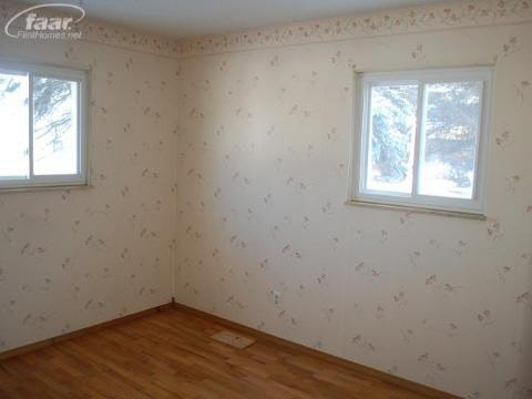5287 Farrand Road Clio, MI 48420 - Photo 20 of 26 20325154-19.JPG