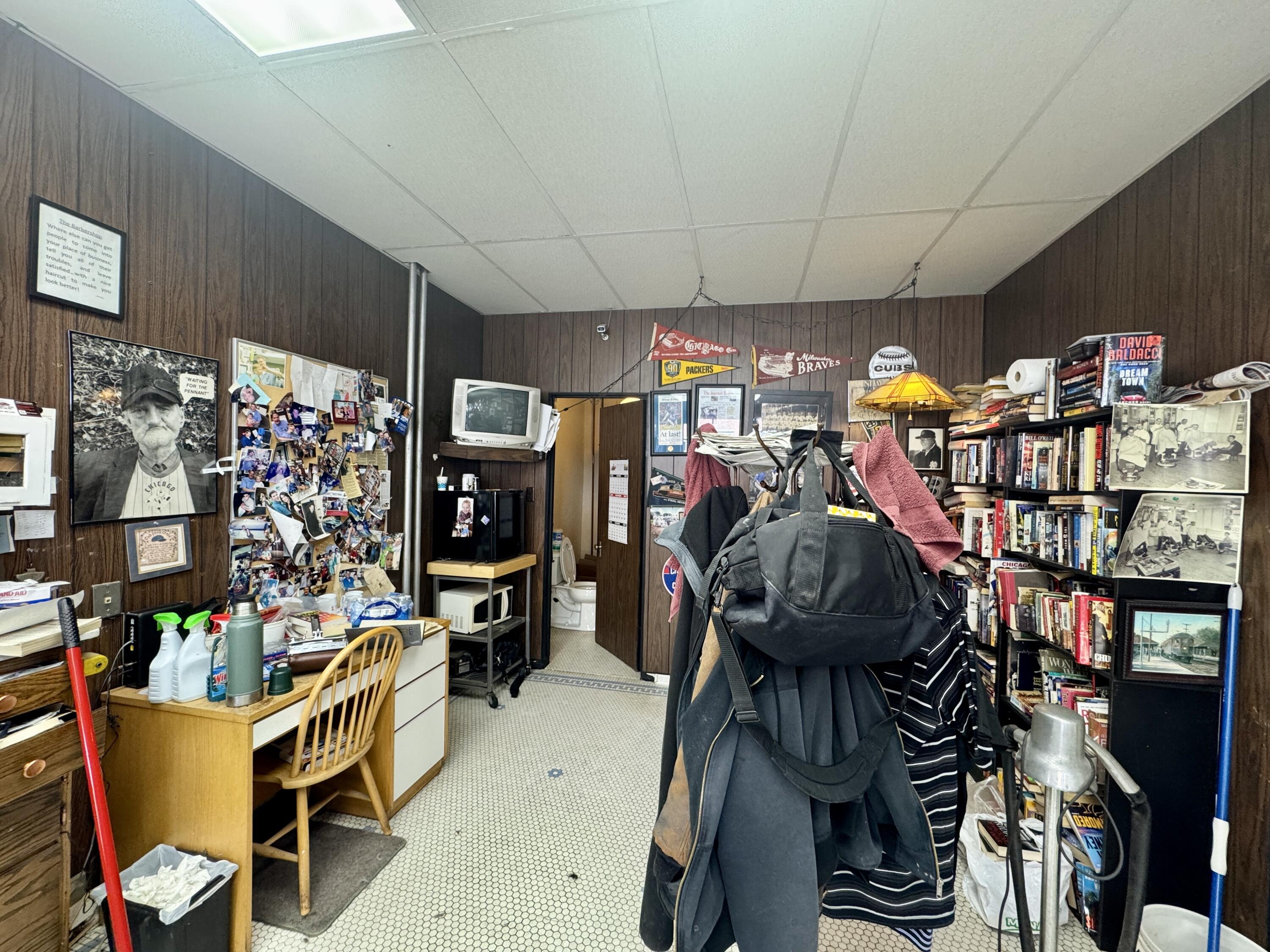 3213 Washington Avenue Racine, WI 53405 - Photo 19 of 34 IMG_7732