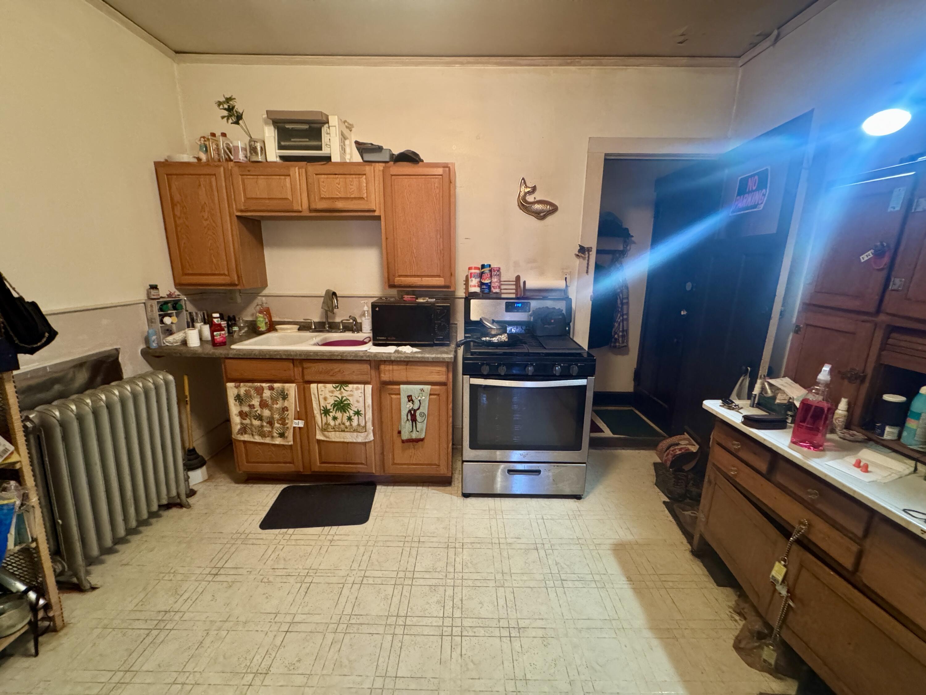 3213 Washington Avenue Racine, WI 53405 - Photo 20 of 34 IMG_7743