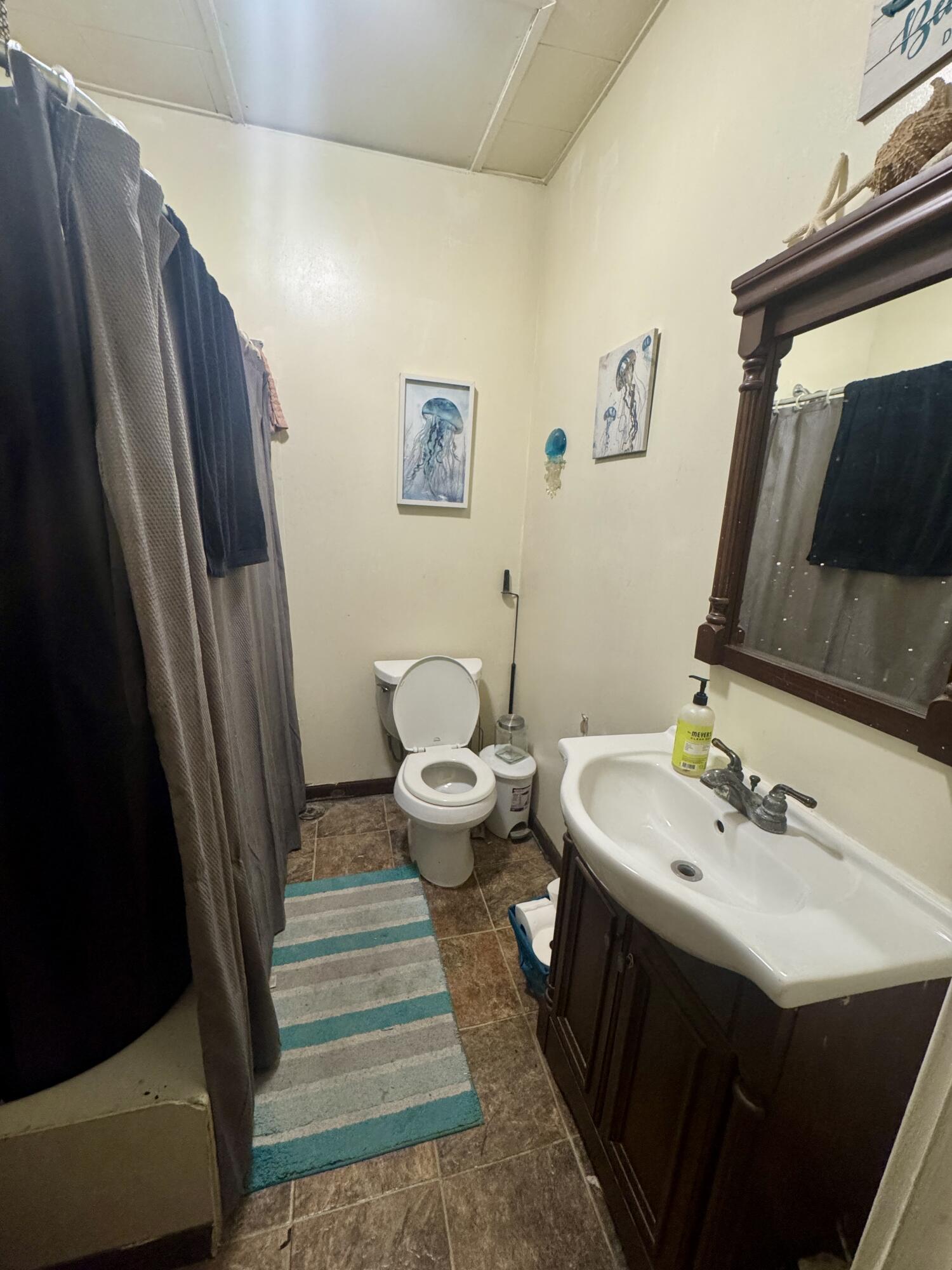 3213 Washington Avenue Racine, WI 53405 - Photo 33 of 34 IMG_7759