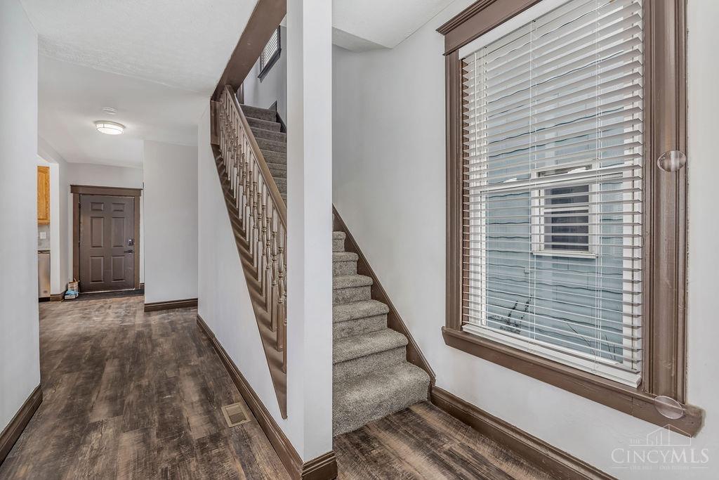 3481 Montgomery Road Cincinnati, OH 45207 - Photo 11 of 38 Gallery Image 11