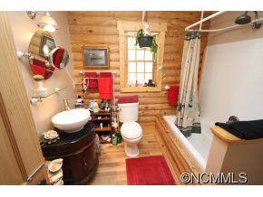 228 Vehorn Road Fairview, NC 28730 - Photo 10 of 20 Gallery Image 10