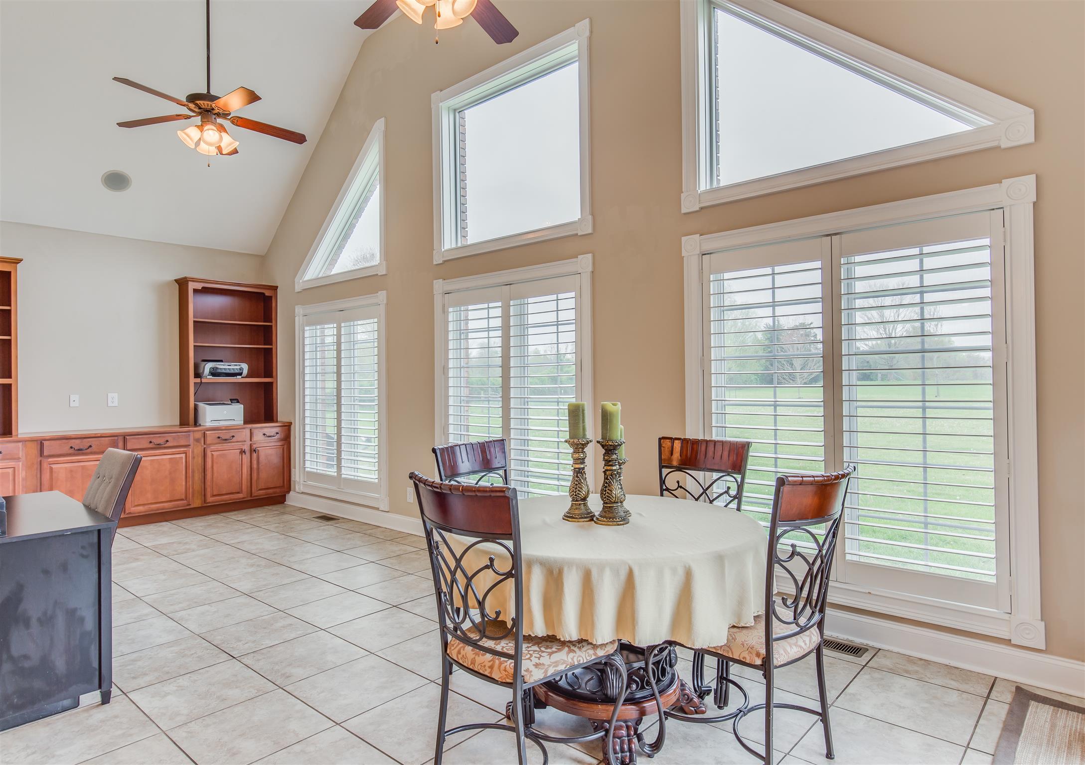 4194 Shady Grove Road Clarksville, TN 37043 - Photo 11 of 30 Gallery Image 11