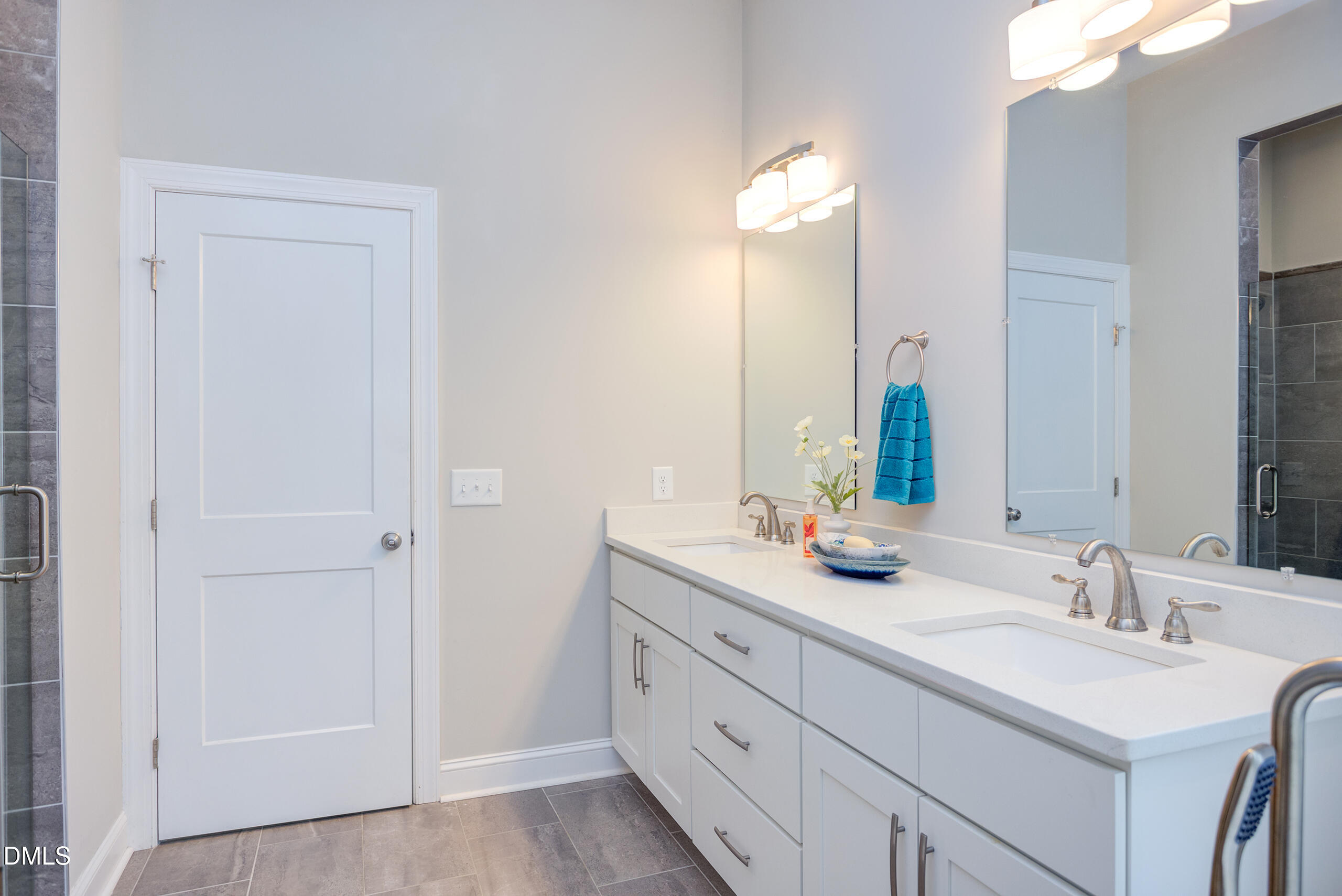 607 Lee Street Durham, NC 27701 - Photo 29 of 52 IMG_8297_8_9