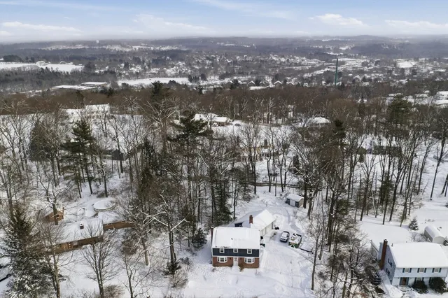 $470,000 | 233 Mt Vernon Street, Fitchburg, MA 01420