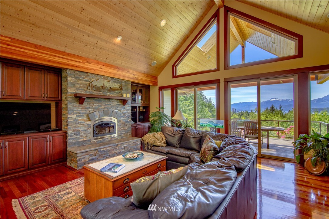 13300 Lester Road Northwest Silverdale, WA 98383 - Photo 4 of 40 Gallery Image 4