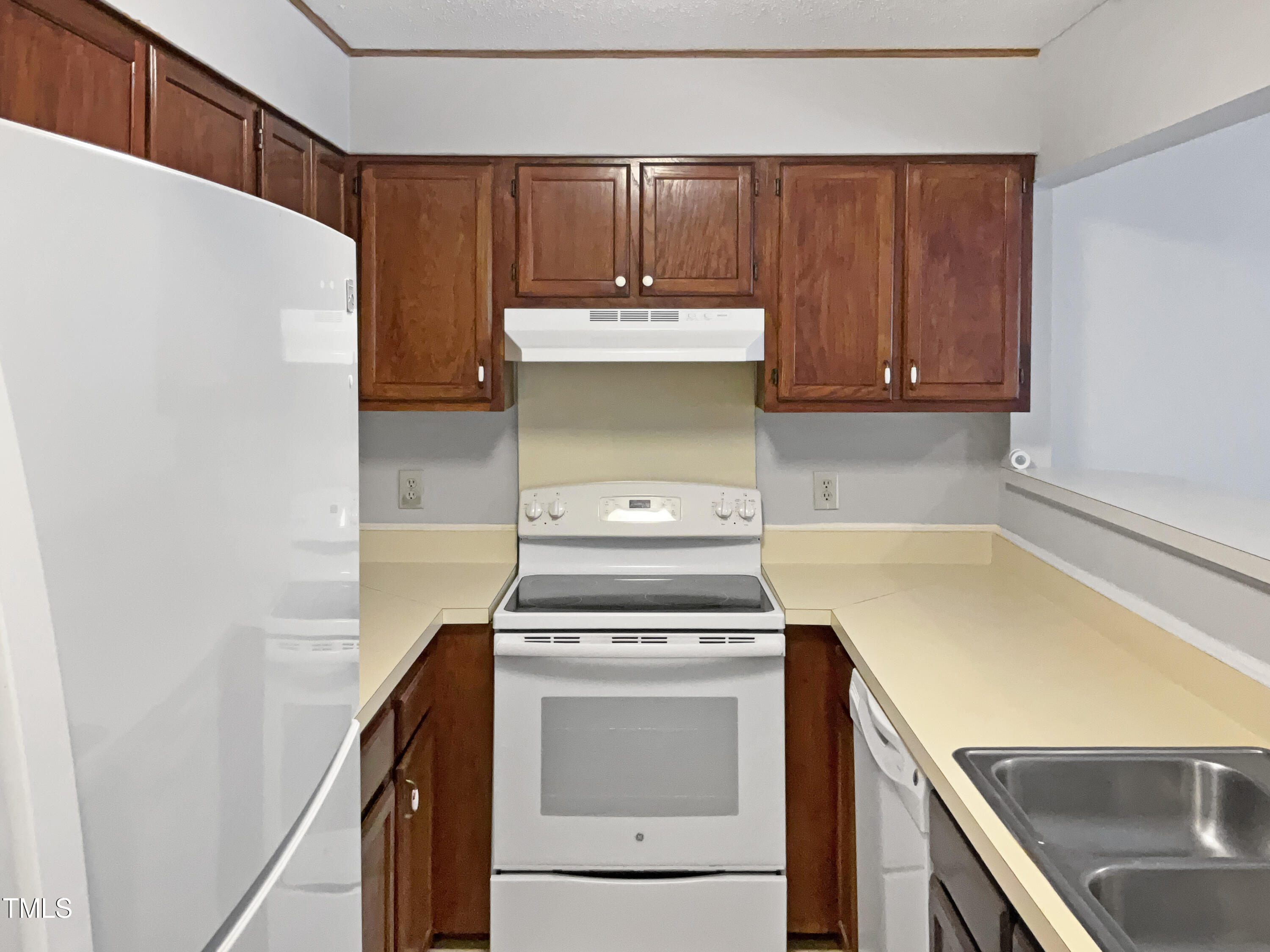 2209 Alpine Road Durham, NC 27707 - Photo 8 of 23 listing_7