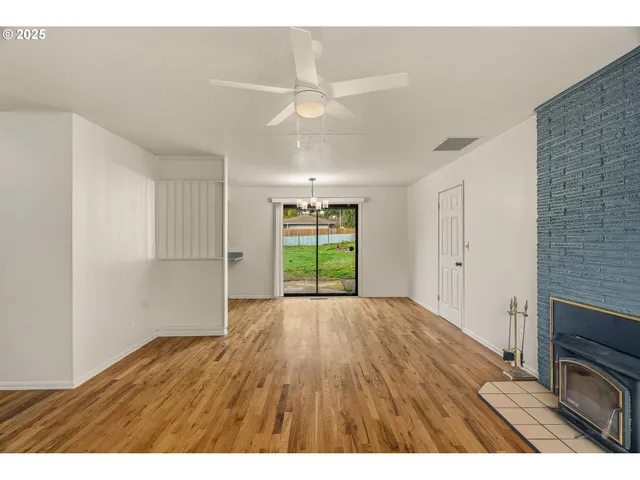 $399,900 | 3063 Southeast 112th Avenue, Portland, OR 97266