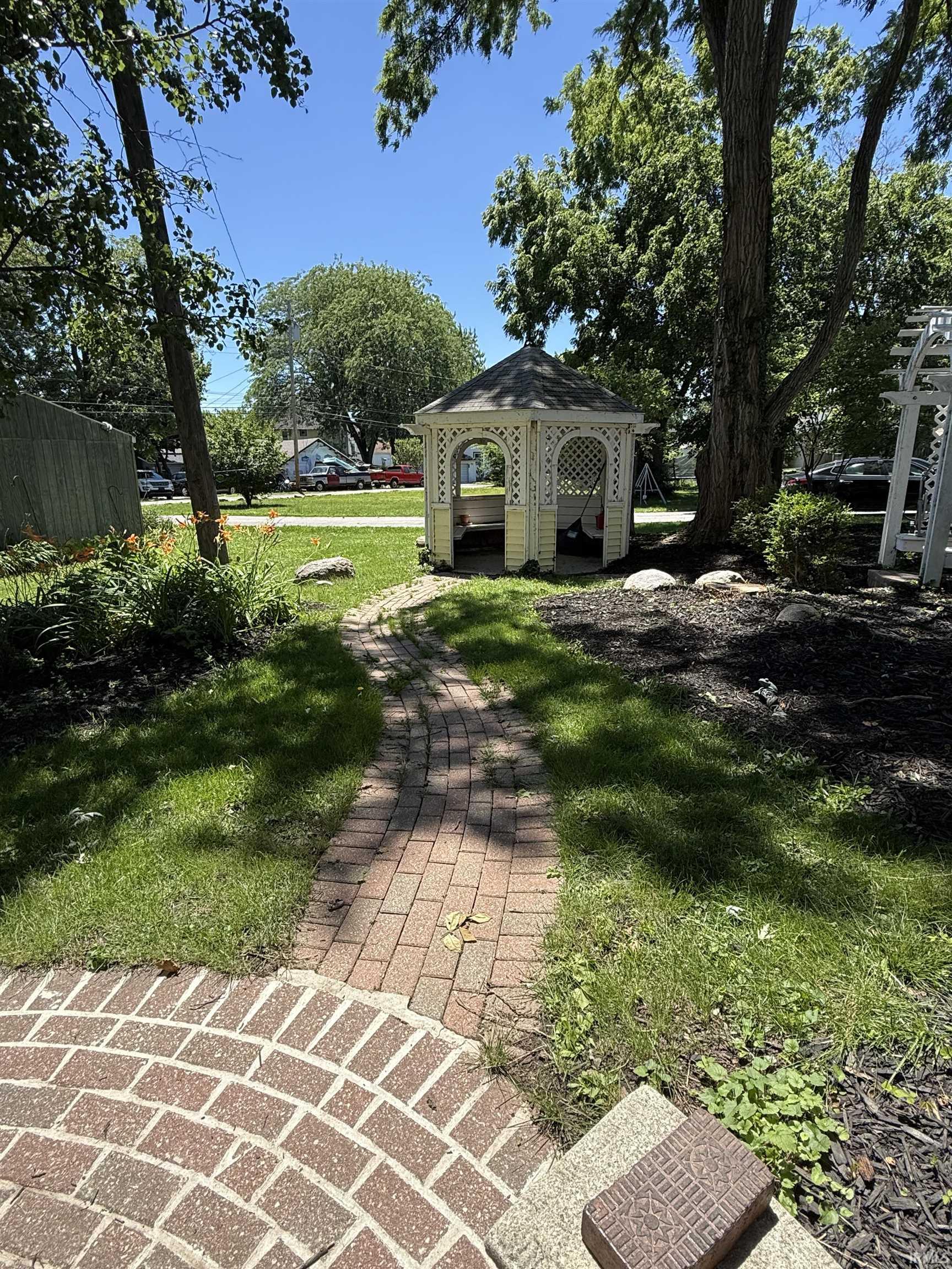 546 Charles Street Huntington, IN 46750 - Photo 17 of 25