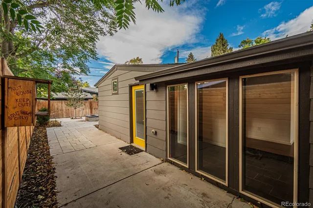 a view of a pathway of a building