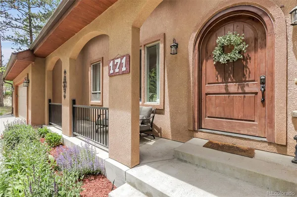 $775,000 | 171 Columbine Street, Larkspur, CO 80118