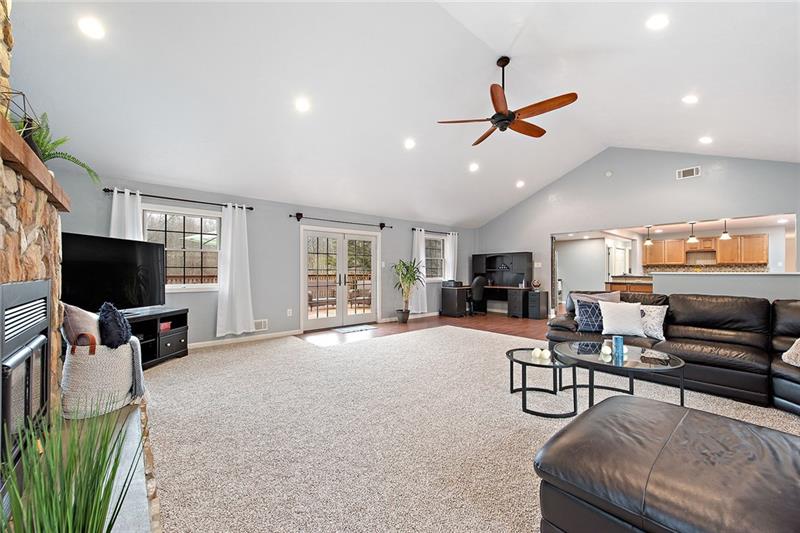 5733 Phillips Road Gibsonia, PA 15044 - Photo 8 of 25 Gallery Image 8