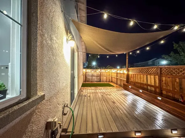 a view of a basketball court