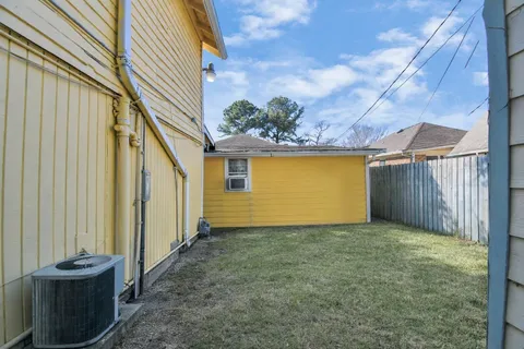 $275,000 | 1433 Scharpe Street, Houston, TX 77023