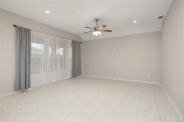 $2,450 | 14213 Gorman Fls Road, McAllen, TX 78504