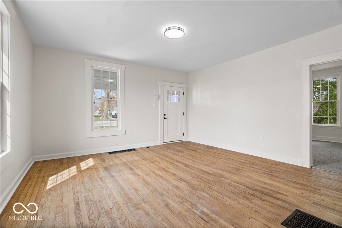 2917 Huntsville Road Pendleton, IN 46064 - Photo 6 of 32