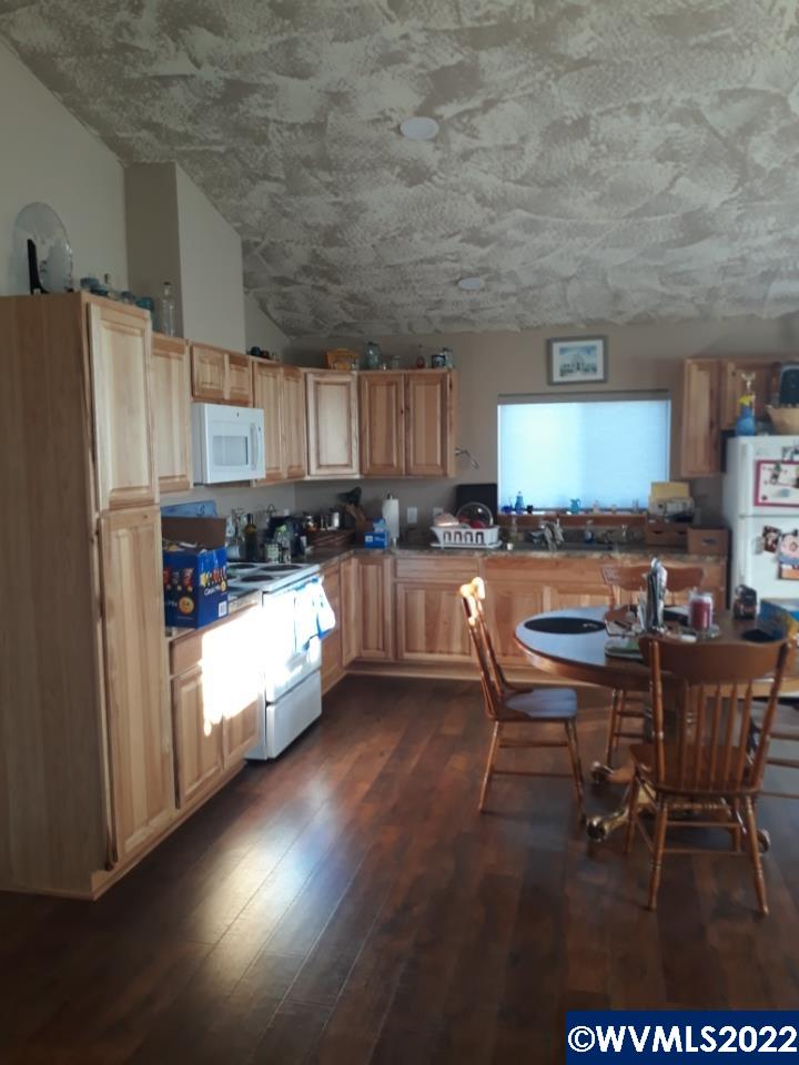 23175 Gooseneck Road Sheridan, OR 97378 - Photo 18 of 26